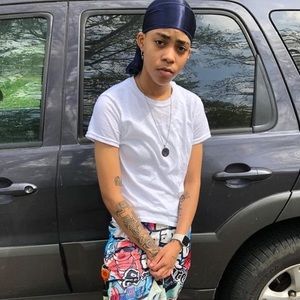 Meet your Posher, Ty